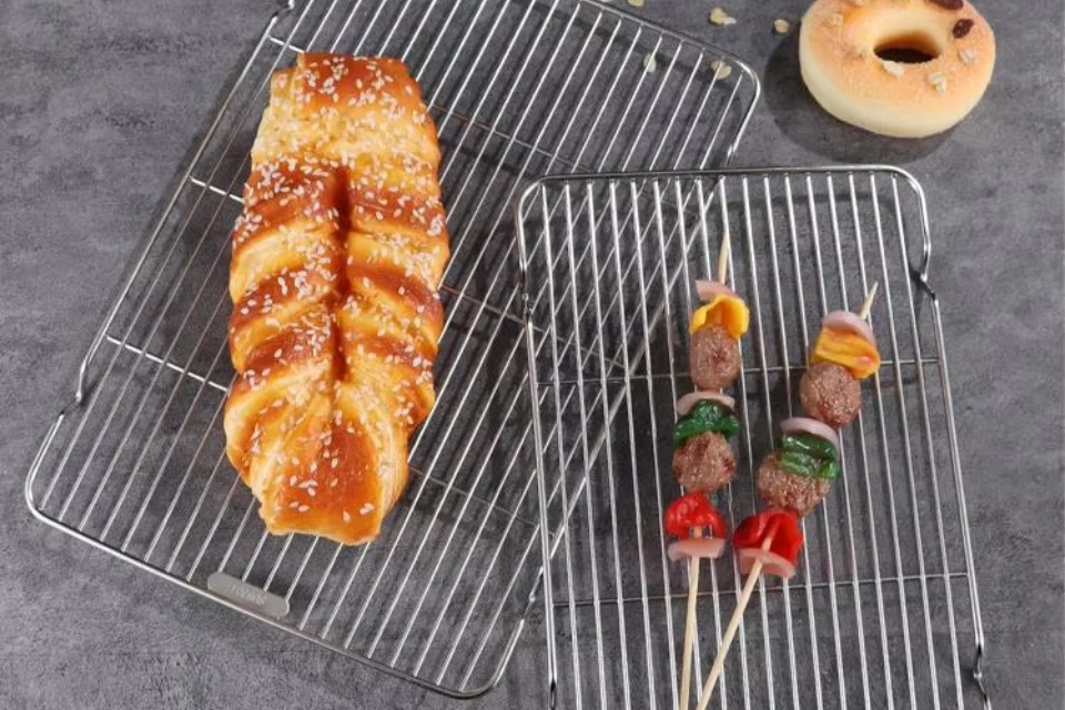 Rayonnage arrière en fil de fer3