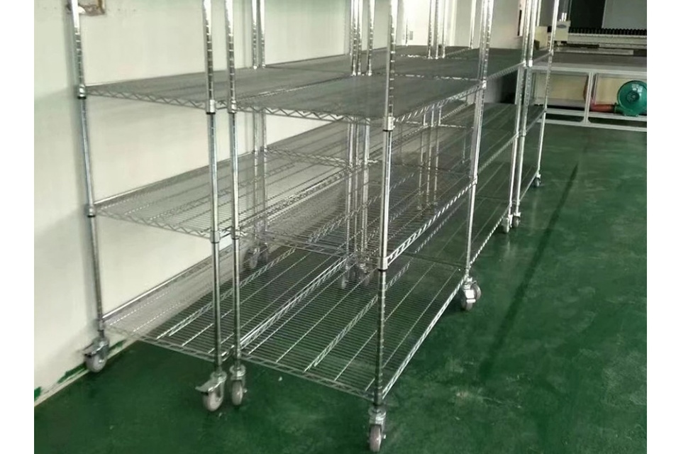 Walk-in Refrigerated Wire Shelving
